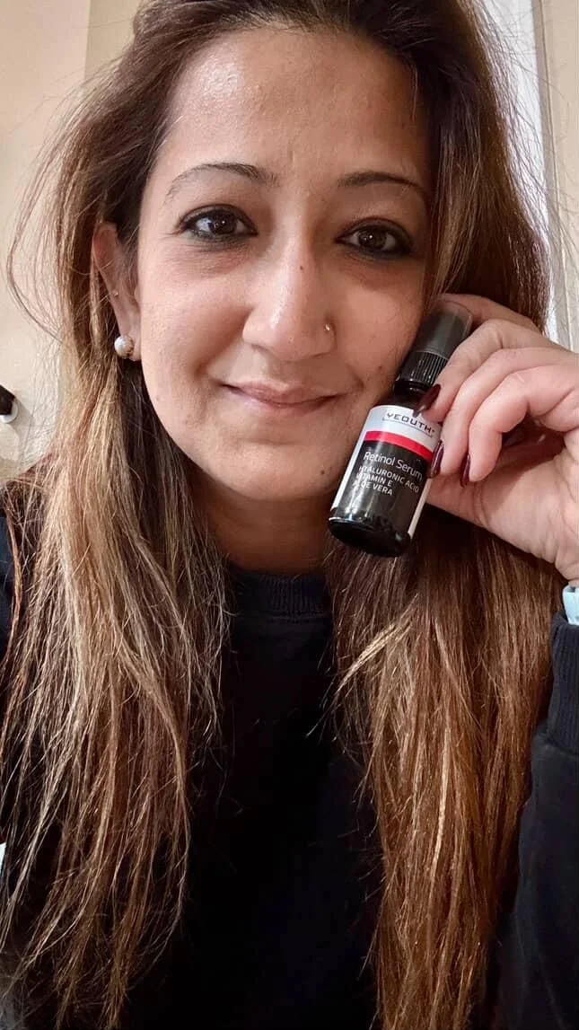 Customer using YEOUTH Retinol Serum — skin results